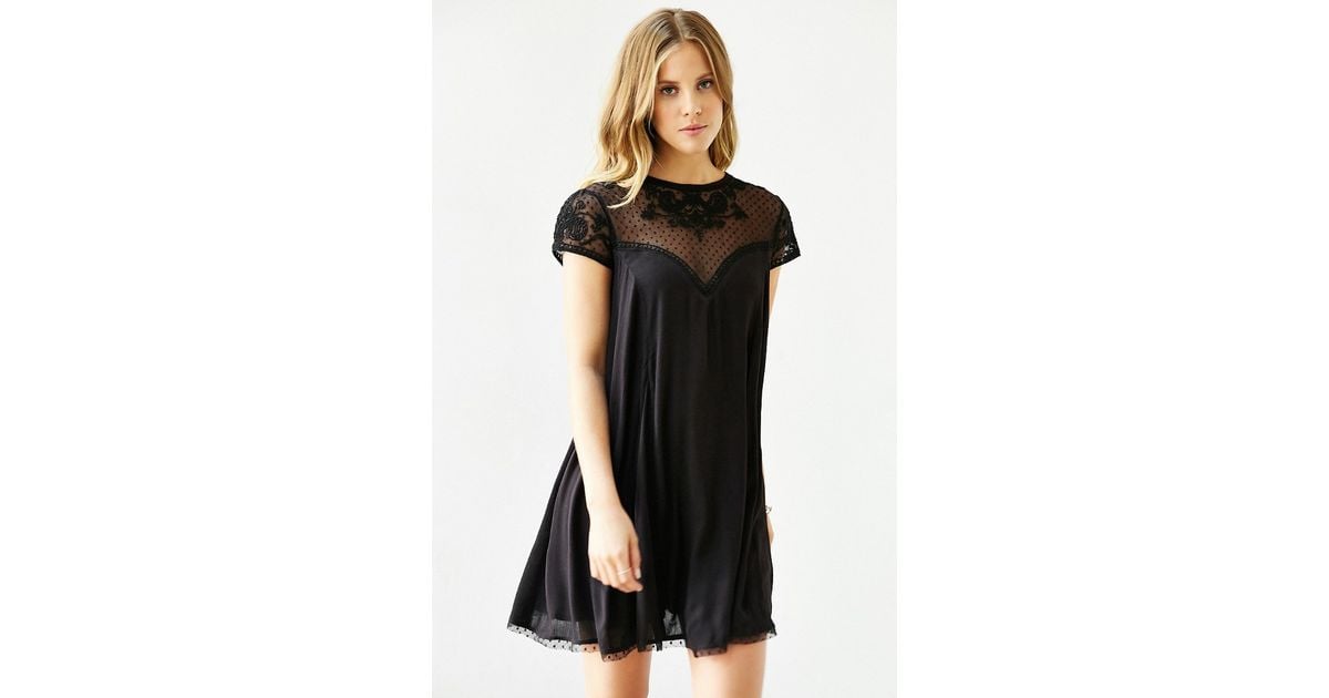 Daily Deals: Sale at Urban Outfitters, 25 Off at Rachel Roy images Daily Deals: Sale at Urban Outfitters, 25 Off at Rachel Roy picture
