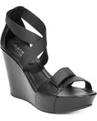Kenneth Cole Reaction Women'S Sole My Love Platform Wedge Sandals - Lyst