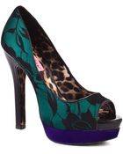 Betsey Johnson Samantaa - Lyst