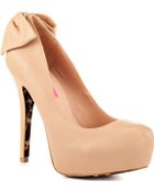 Betsey Johnson Nevaeh Leather Pumps - Lyst