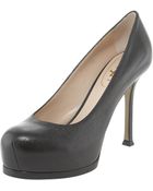 Saint Laurent Tribtoo Midheel Textured Platform Pump - Lyst