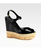 Gucci Hollie Patent Leather Cork Wedge Sandals - Lyst