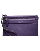 Coach Legacy Leather Zippy Wallet - Lyst