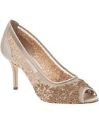 Oscar de la Renta Sequin Embellished Pump - Lyst