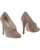 chloé boots beige