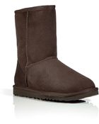 Ugg Suede Classic Short Boots in Chocolate - Lyst