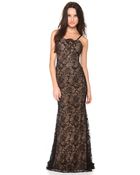 Vera Wang Collection Sleeveless Lace Gown - Lyst