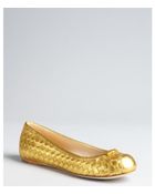 Bottega Veneta Gold Intrecciato Leather Bow Detail Flats - Lyst