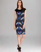 Karen Millen Geo Dotprint Dress - Lyst