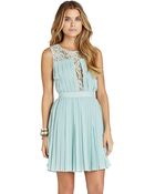 BCBGeneration Release-Pleat Sleeveless Dress - Lyst