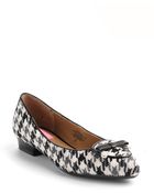 Isaac Mizrahi New York Deborah 2 Houndstooth Flats - Lyst