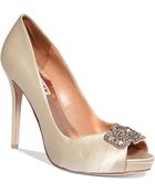 Badgley Mischka Tory Platform Pumps - Lyst