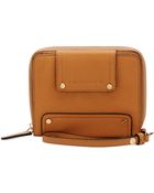 Vince Camuto Jill Tech Indexer Wristlet - Lyst