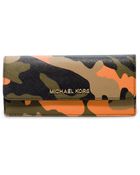Michael Kors Michael Jet Set Camo Travel Flat Wallet - Lyst