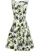 Oscar de la Renta Sleeveless Full Pleated Dress - Lyst