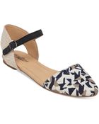 Lucky Brand Women'S Abbee Two-Piece Flats - Lyst