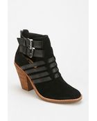 Dolce Vita Caitlyn Heeled Ankle Boot - Lyst