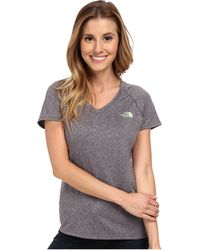The North Face S/S Reaxion Amp V-Neck Tee - Lyst