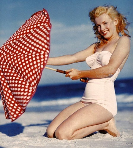 PIN UP SUMMERTIME 2012