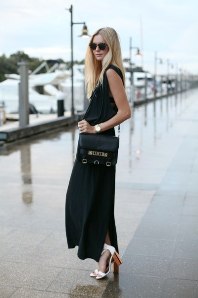 Tuula is wearing: Topshop Reflect heels, Acne dress, Elle...