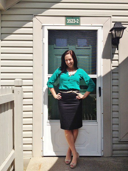 {LOOKBOOK} PENCIL SKIRT MEETING