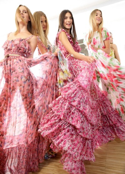 MAXI