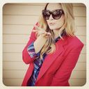 livinggoldie livinggoldie