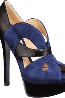 Fendi Cut-out Platform Pump - Lyst