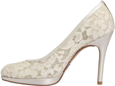 stuart weitzman swoon