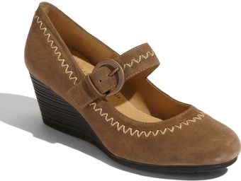 Softspots Brunswick Pump - Lyst