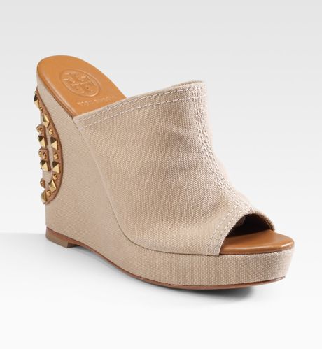 Tory Burch Meredith Canvas Wedge Slides in Beige (NATURAL) - Lyst