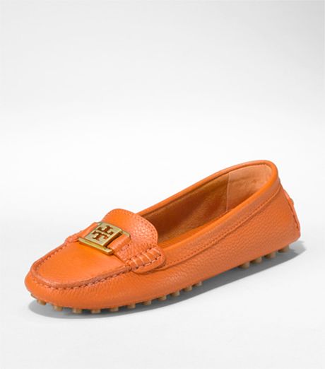 Tory Burch Kendrick Driver in Orange - Lyst