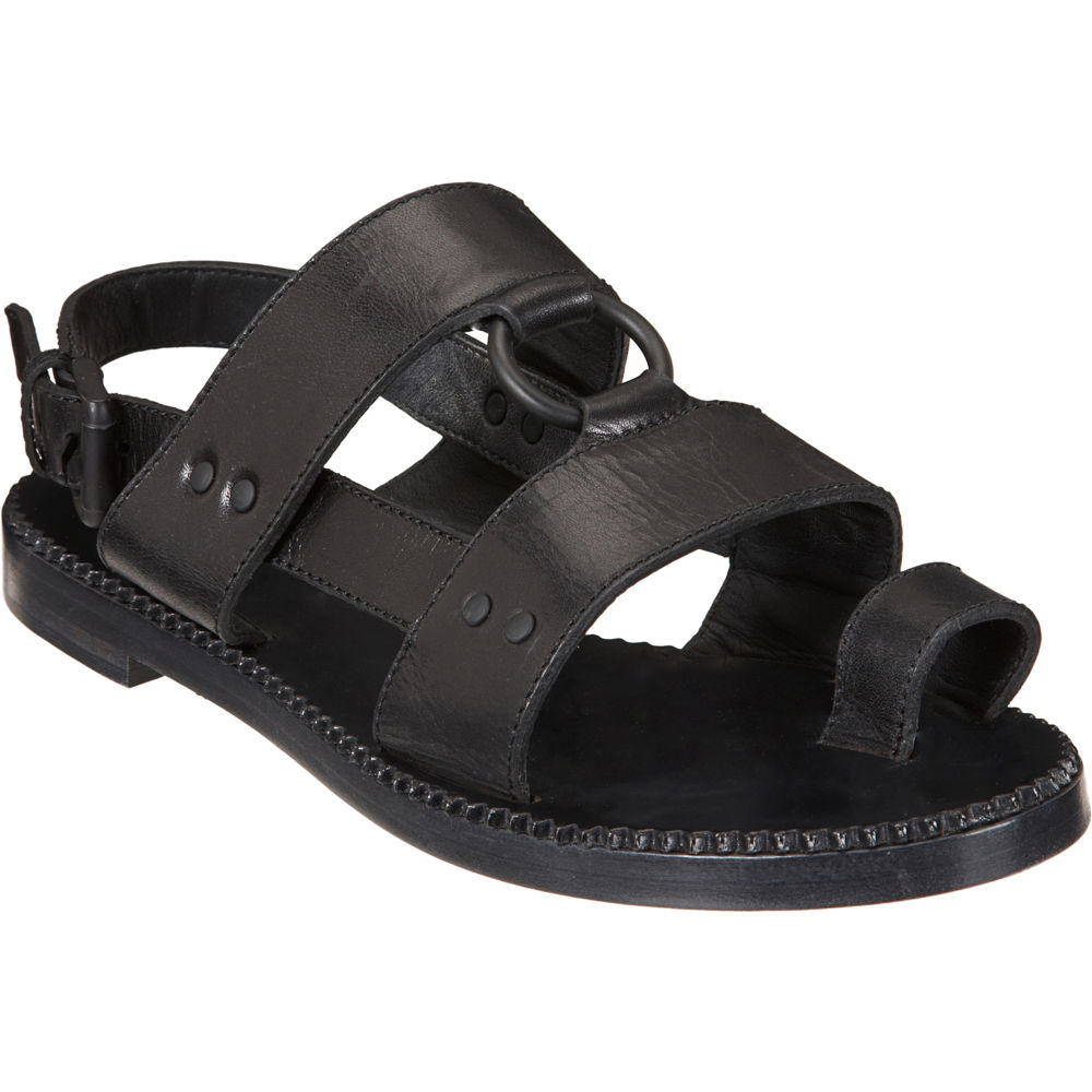 black toe ring flat sandals