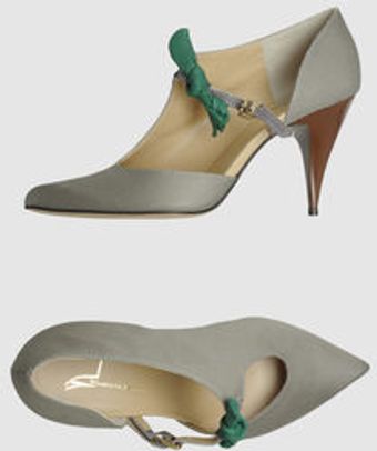 Luca Valentini Closed-toe Slip-ons - Lyst