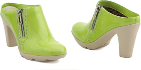  - aquatalia-by-marvin-k-golden-lime-patent-leather-clog-product-3-557307-772968792_large_flex