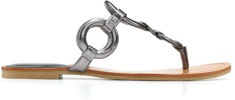 Calvin Klein Jacky Flat Sandals in Gold | Lyst