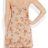 Julien Macdonald Peignoir Petalprint Silkchiffon Twopiece in Pink (blush) - Lyst
