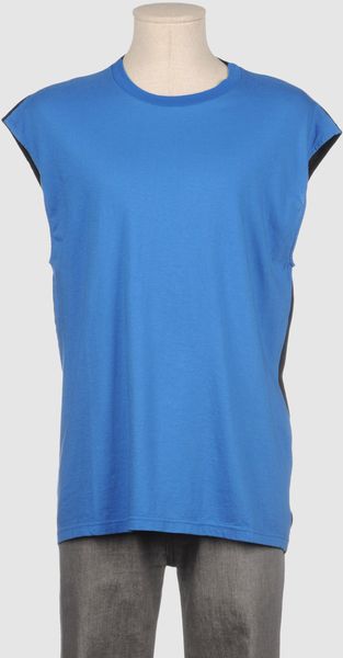 February Sleeveless T-shirt - Lyst