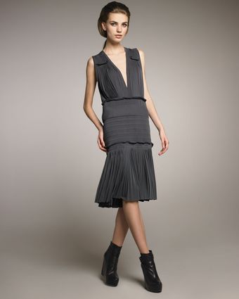 Vera Wang Pleated Jersey V-neck Dress - Lyst