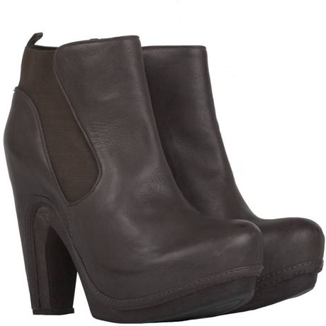 graphite anat chelsea boot
