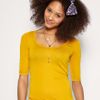 Asos Collection Asos Basic Lightweight Scoop Longline Top in Yellow - Lyst