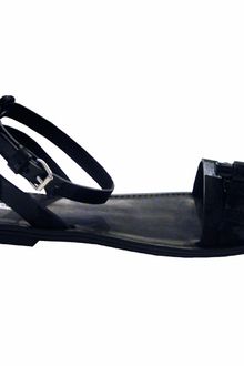 Calvin Klein Lydia Flat Sandal in Black - Lyst