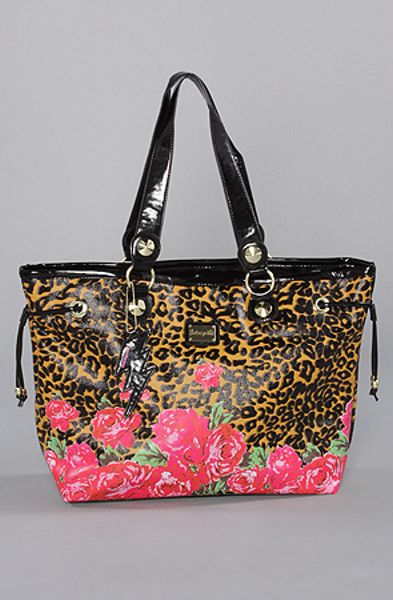 betsey johnson large tote bags