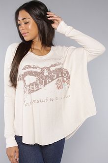 Free People The Graphic Love Bug Thermal Top in Coral - Lyst