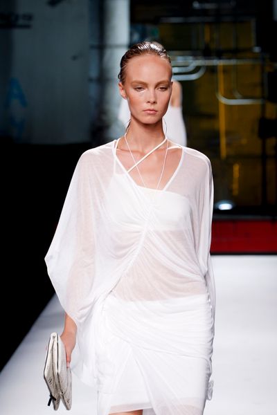 Helmut Lang Spring 2012 White Fold Clutch in White - Lyst