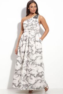 Js Boutique Printed Taffeta Gown (plus) - Lyst