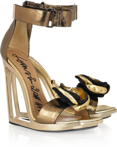 Lanvin Framewedge Metallicleather Sandals in Gold - Lyst