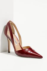 Manolo Blahnik Closcan Dorsay Pump