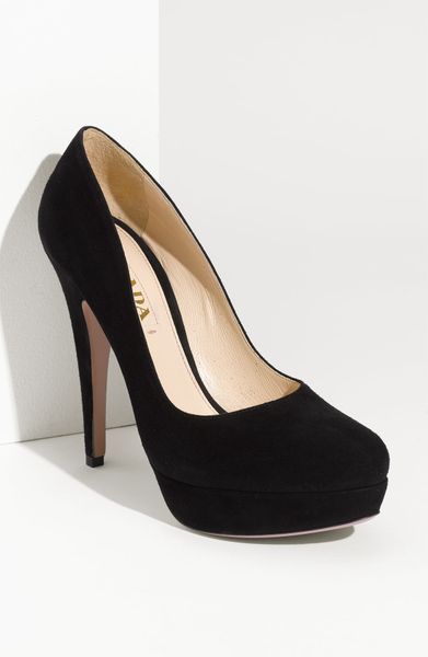 Prada Platform Pump in Black (nero) - Lyst
