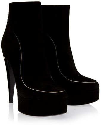  Valskia Suede Boots 